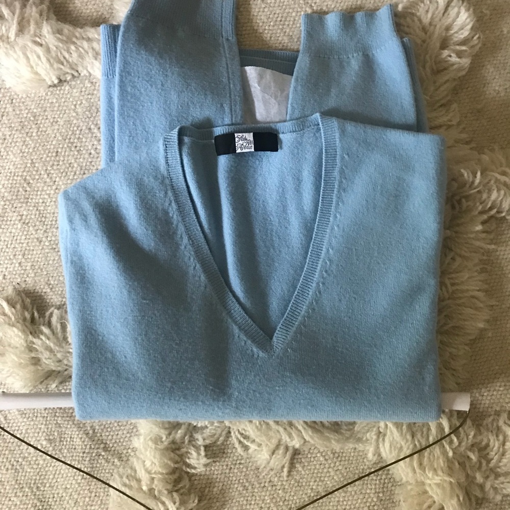 Cashmere sweater
